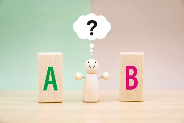 AかBかのどちらかを選択するイメージ画像